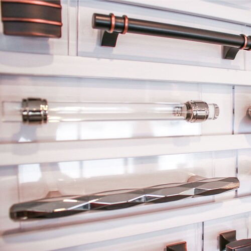How To Select The Right Decorative Kitchen Cabinet Hardware?