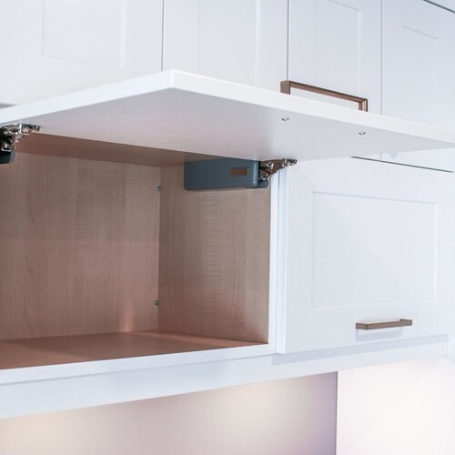 4 Signs It's Time To Replace Cabinet Hinges